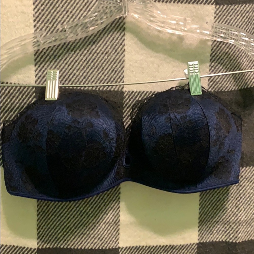 Strapless bra